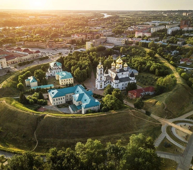 Город Подмосковья — Дмитров