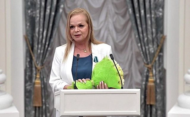 Максакова раскритиковала внешность Долиной: «Недавно эксгумировали»