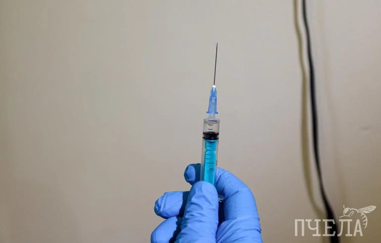 В Челябинске начали прививать от кори на рынках и в торговых комплексах