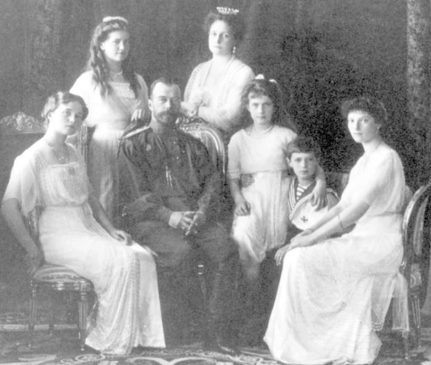 Daily Express: Западные родственники отвернулись от Романовых и повлияли на их гибель