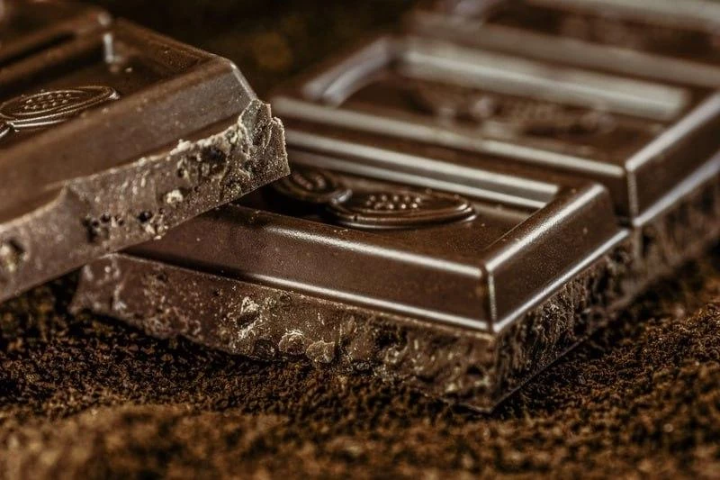 Ученые из Университета Теннесси заявили, что шоколад снижает риск смерти у женщин после 50