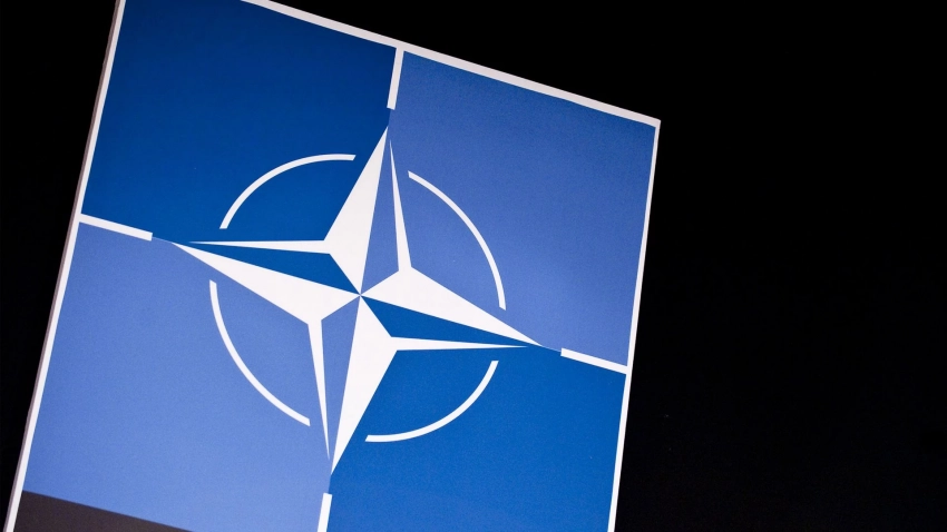 Euractiv: НАТО может повысить Украине статус партнера