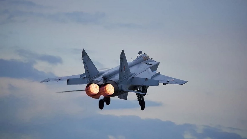Военный обозреватель Суконкин: российский истребитель МиГ-31 способен уйти от зенитной ракеты