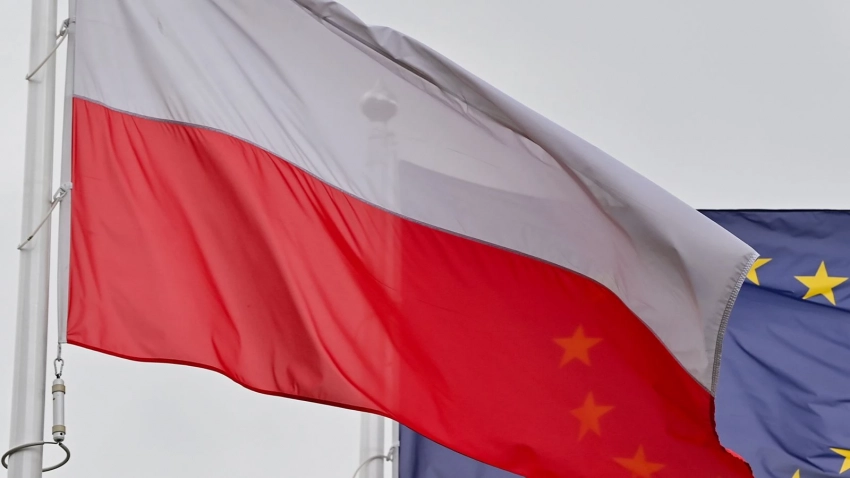 Interia: дерзость Польши к Германии сыграет на руку Евросоюзу
