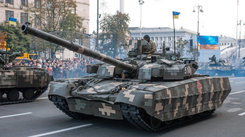 Читатели Exxpress высмеяли «модернизированный» Украиной советский танк «Оплот»
