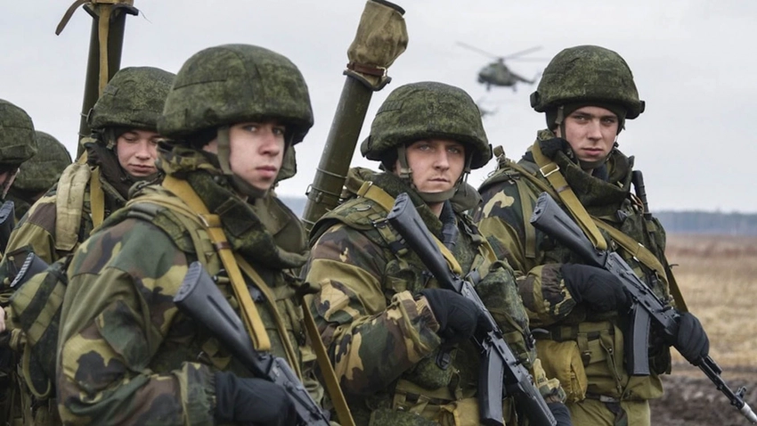 Российская армия получила на вооружение новый пехотный огнемет «Бородач»