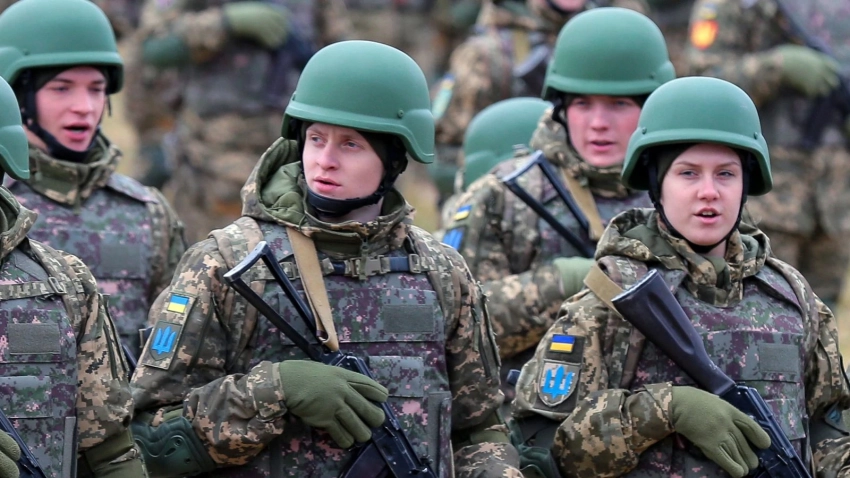 РИА Новости: украинские военкоматы запирали уклонистов в камерах «переубеждения» в ЛНР