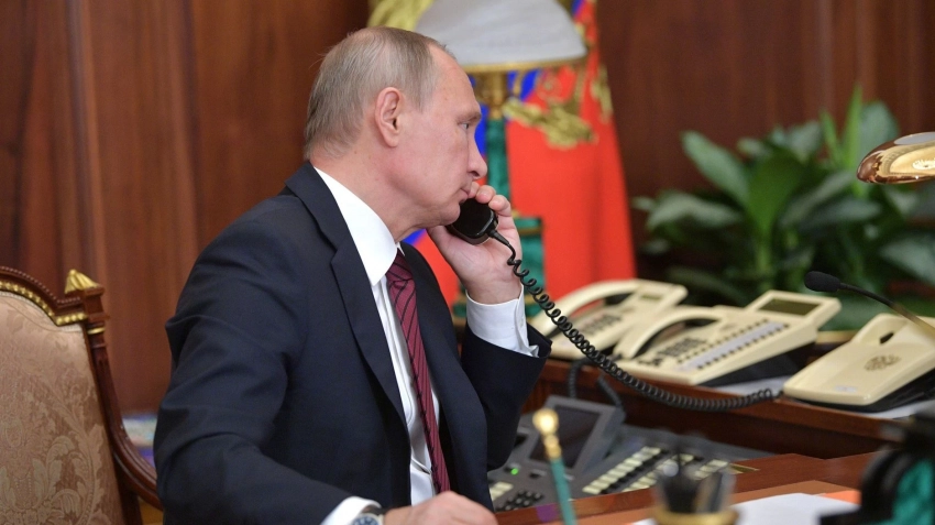 Baijiahao: Путину могут позвонить из США и попросить об услуге насчет доллара