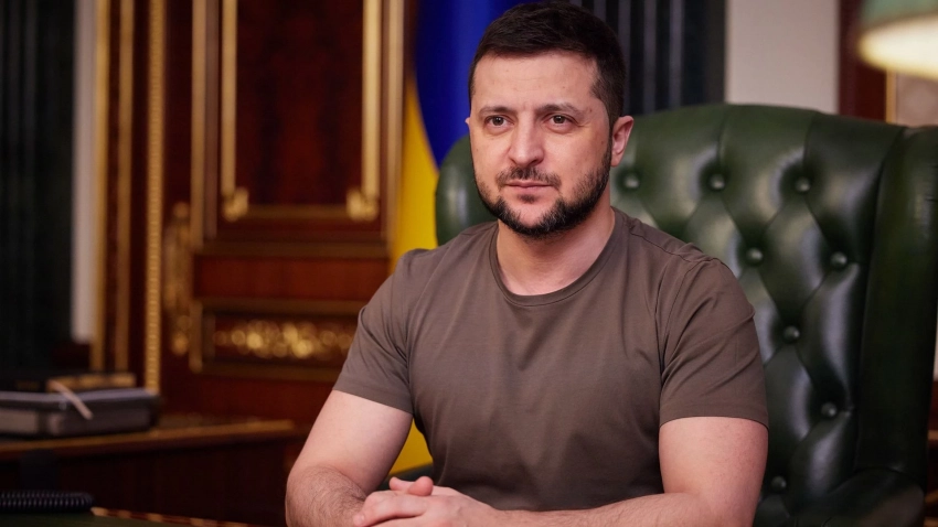 Он едет, как «поклажа»: эксперт Кошкин выяснил, что преследует Зеленский на саммите G7
