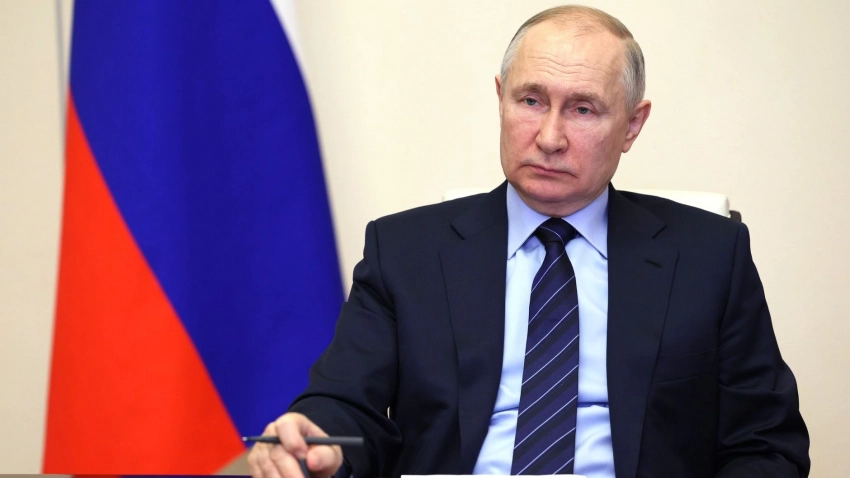 Путин призвал беречь историческую правду о Великой Отечественной войне