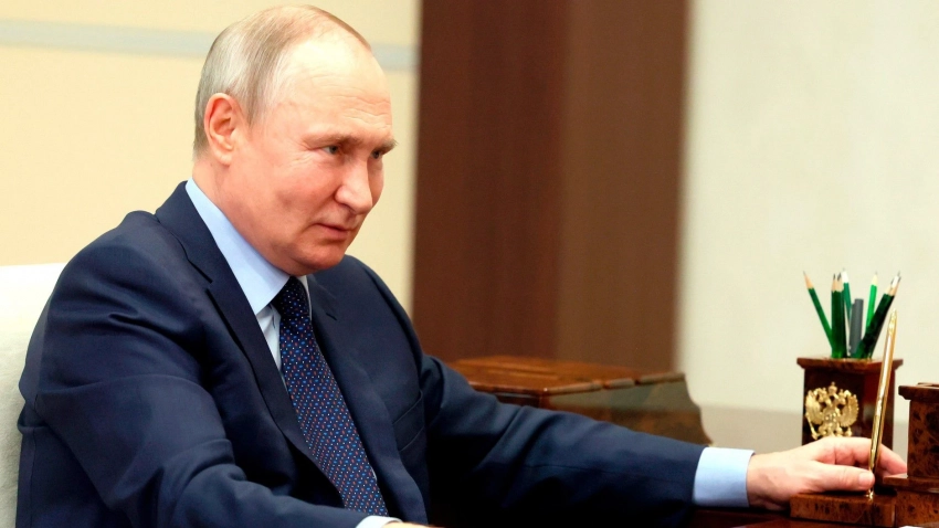 Депутат Миронов предложил выдвинуть Путина на следующие президентские выборы