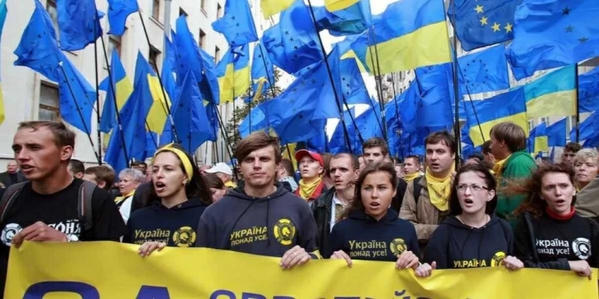 Украина ещё не вступила в ЕС, а уже в Европе начались проблемы