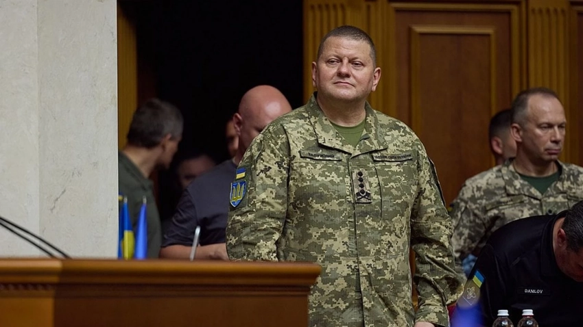 В минобороны Украины опровергли сообщения о гибели Залужного и Сырского в результате ракетных ударов