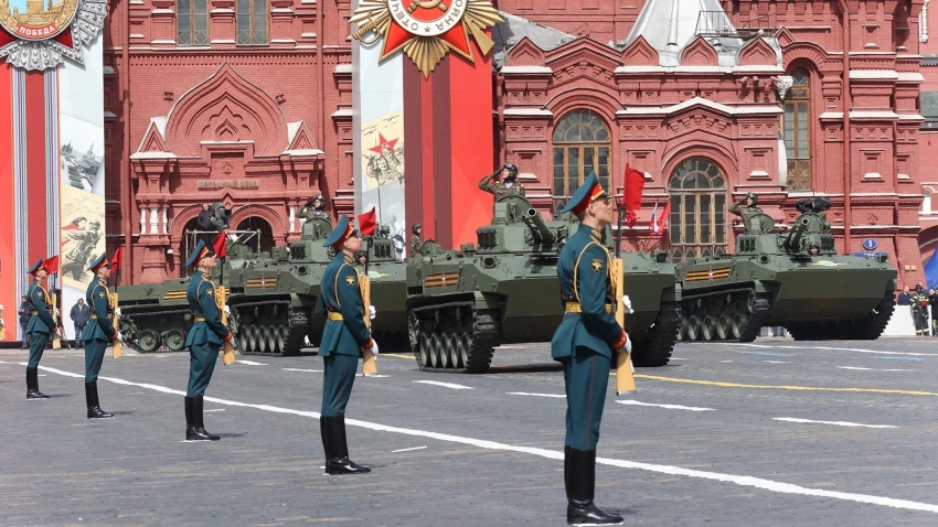 InfoBrics: западные СМИ солгали о параде Победы в Москве