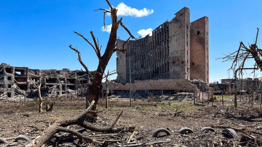 Бойцы ЧВК «Вагнер» сообщили об обнаружении националистической литературы в здании украинского минюста в Артемовске