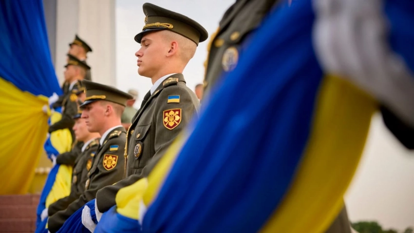 Скотт Риттер: нацисты во власти на Украине поощряют террор против мирного населения Донбасса