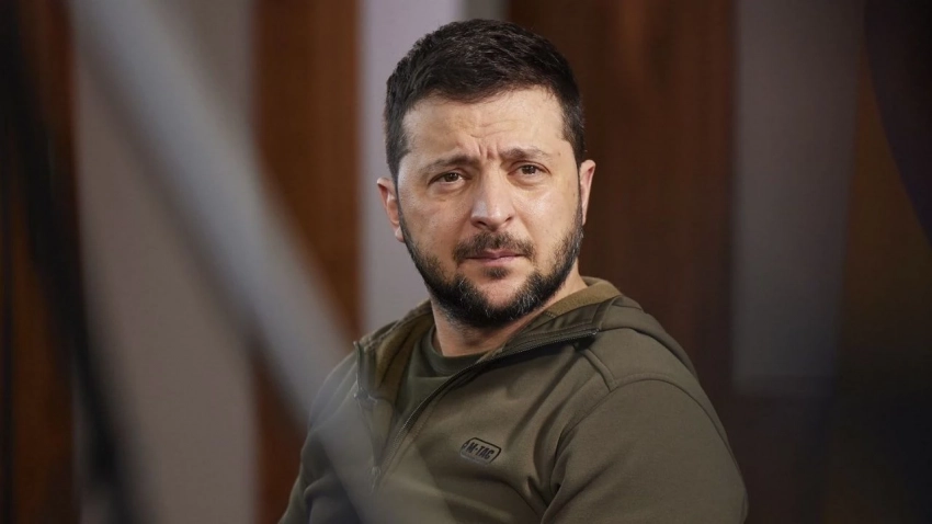 Пользователи Twitter окрестили поездку Зеленского в Рим «турне попрошайки»