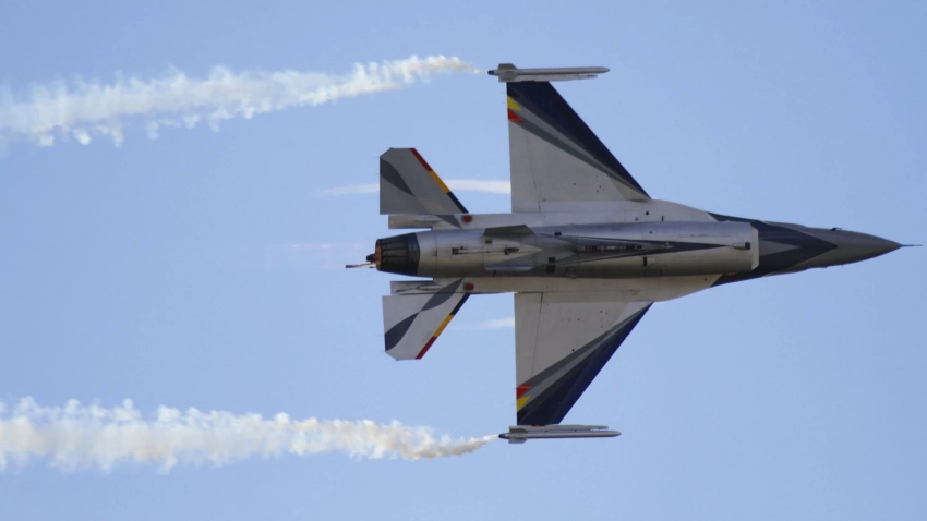 Foreigh Policy: первую партию украинских пилотов F-16 подготовят в Великобритании