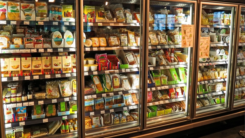 Власти ЕС пытаются спасти ситуацию на продуктовом рынке установкой предельных цен