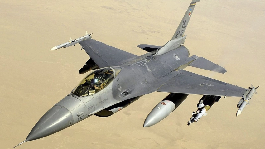 Министр ВВС США заявил, что поставленные ВСУ истребители F-16 будут базироваться на Украине