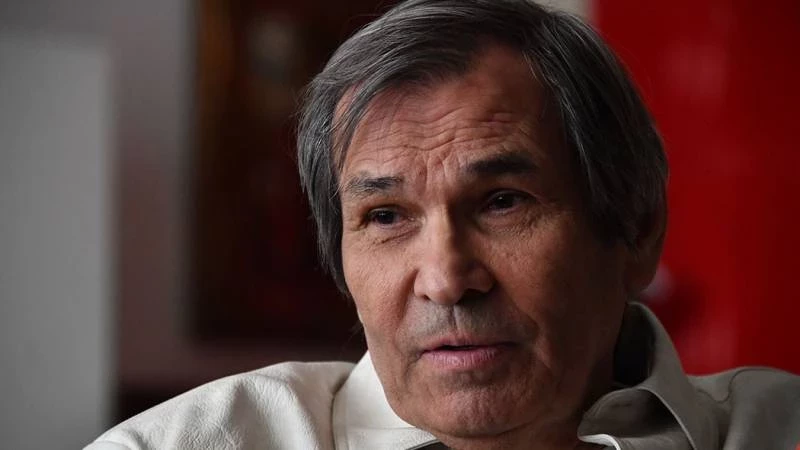 Куда пропал 75-летний продюсер Бари Алибасова и кто помогает ему справиться с болезнью