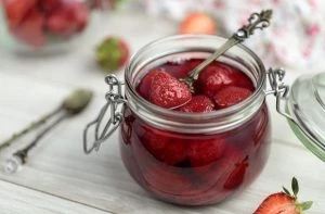Варенье из клубники с целыми ягодами: три лучших рецепта, которые никого не оставят равнодушными
