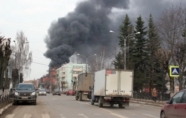 Взрывы в Луганске, последние новости сегодня, 10 июня: что случилось, обстановка в Луганске сейчас, 10.06.2023, свежие подробности