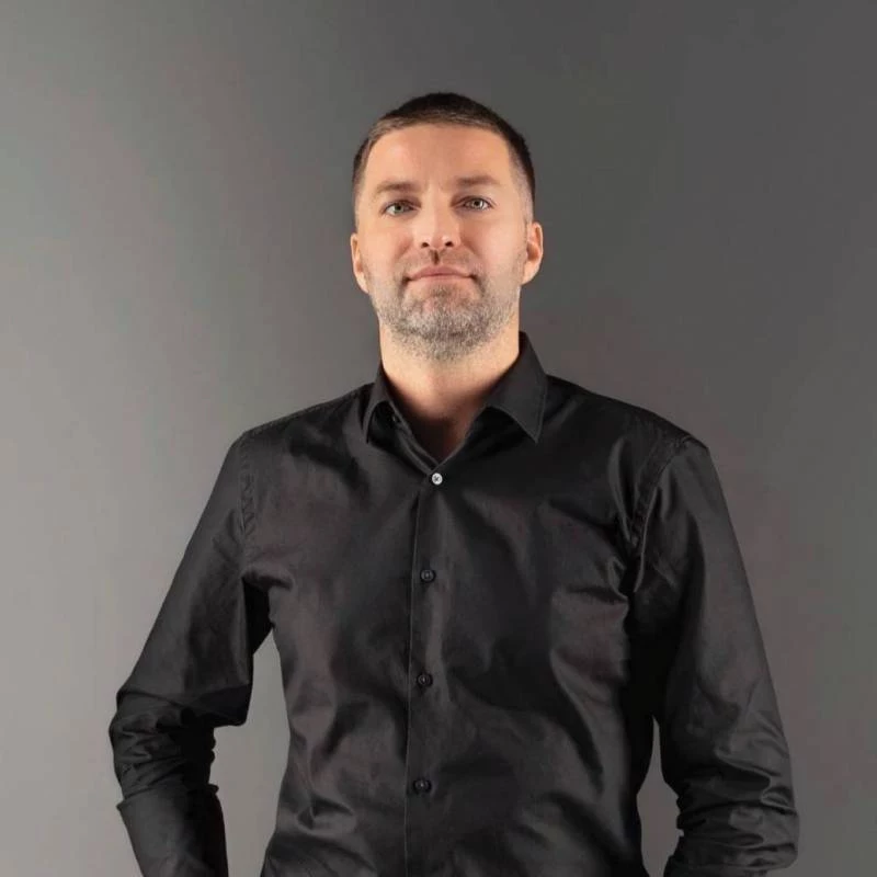 Собин Антон Андреевич о принципах построения современной системы мотивации и ее расчете — 1RRE