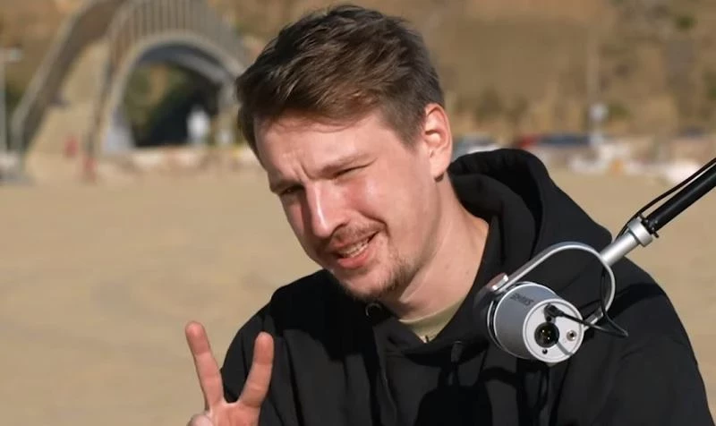 Сын российского кинорежиссёра Балабанова уехал в США для «усовершенствованием своих навыков»