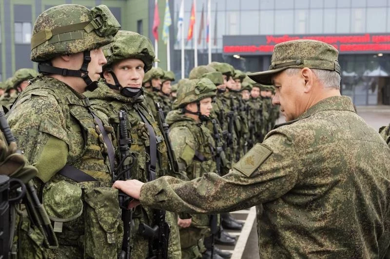 Ветеран боевых действий 2023: выплаты, льготы, надбавка к пенсии — на что может рассчитывать защитник России