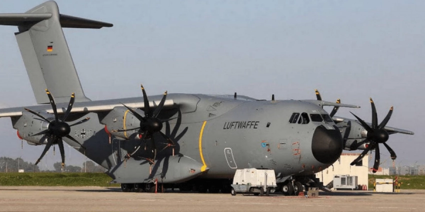 Военные поставки Европейского союза Украине начались этой ночью