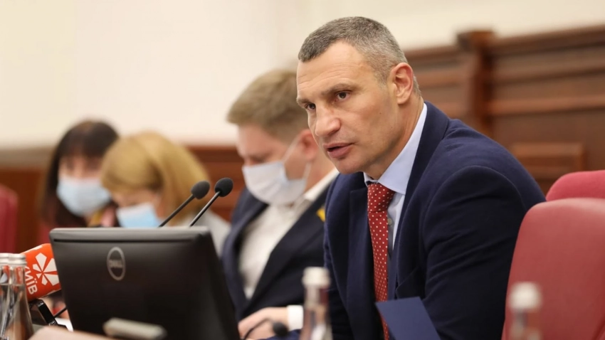 Киевский чиновник призвал мэра Кличко к совместному уходу в отставку