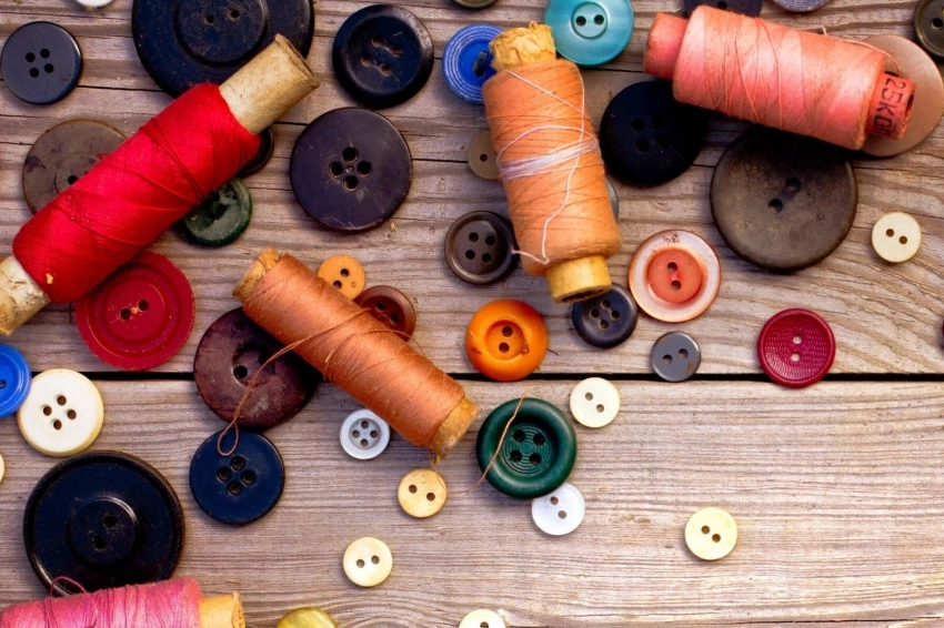 Маленькая неприятность: что произойдет в жизни, если на одежде оторвалась пуговица