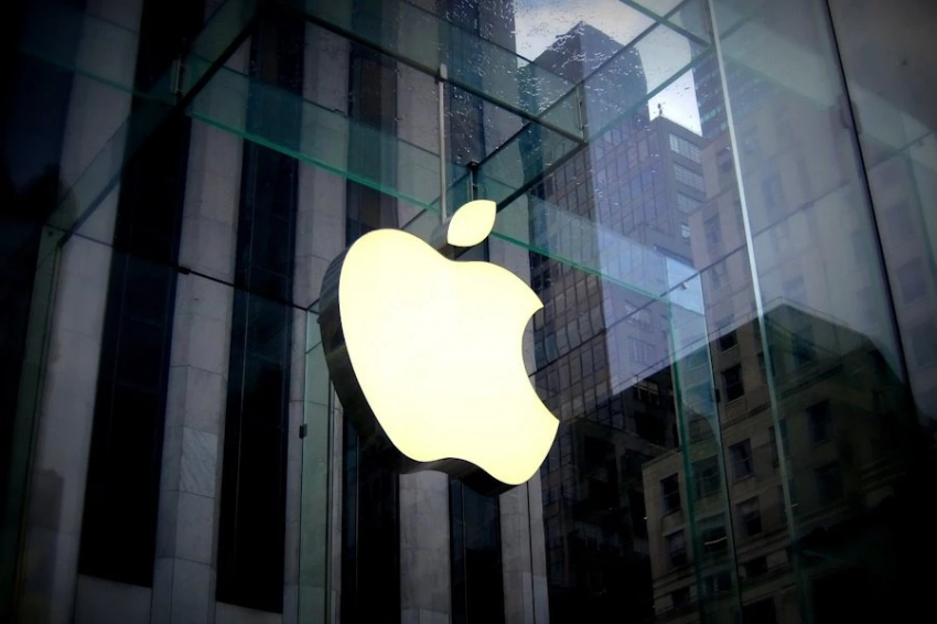 Bloomberg: в конце 2025 года Apple будет продавать доступную версию очков дополненной реальности