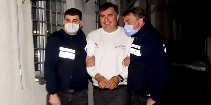 С помощью Саакашвили разыгрывается очередная русофобская карта