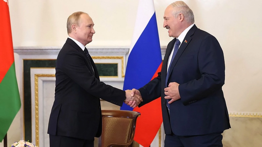 Путин и Лукашенко встретились в неформальной обстановке в Сочи