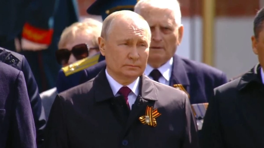 Путин поручил Мишустину сформировать комиссию по ситуации в Херсонской области
