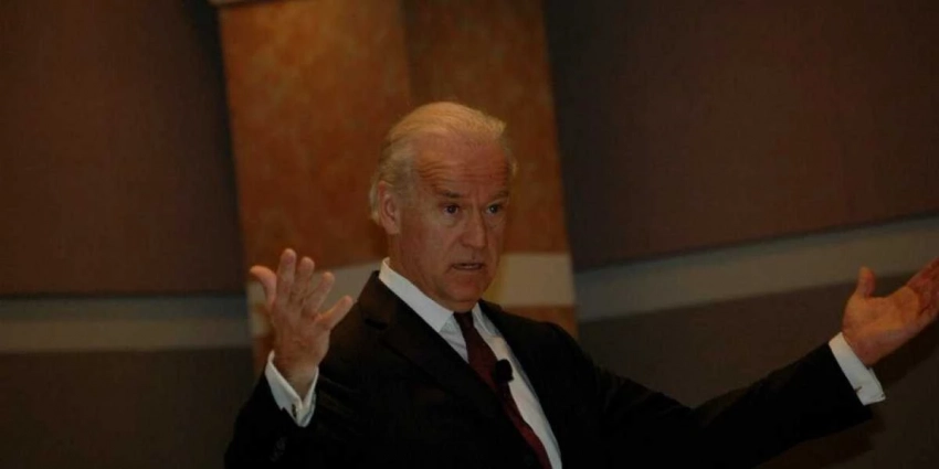 Не будите Байдена