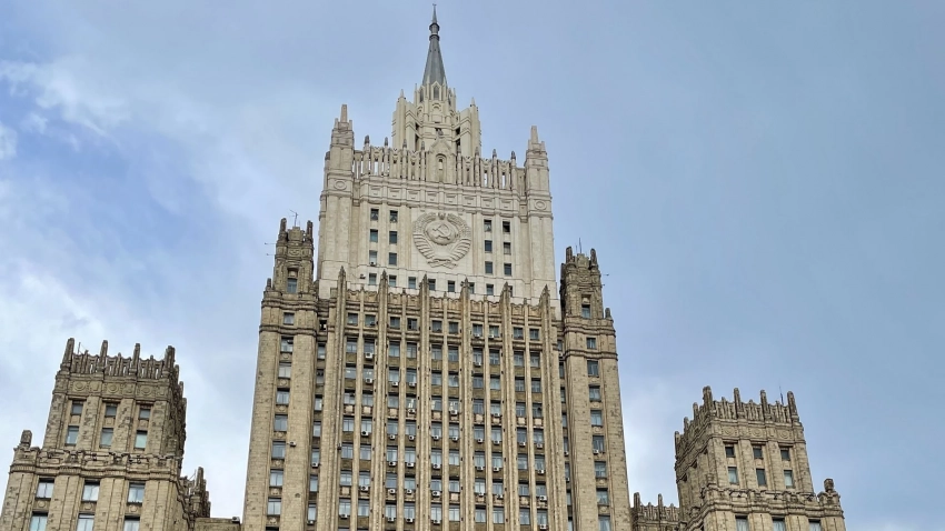 МИД России пообещал принять ответные меры на решение Исландии понизить уровень дипсвязей