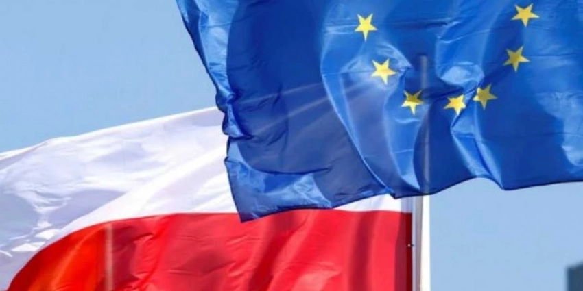 Польша выступила за обсуждение возможности переписать Договор о Евросоюзе
