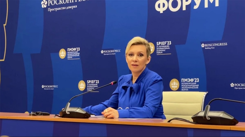 Захарова объяснила, как Запад пытается продвинуть идеологию «хозяев и рабов»