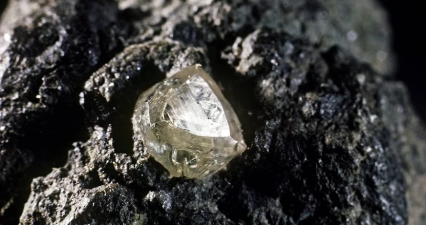 Открытие кимберлитового месторождения: Mountain Province Diamonds расширяет добычу в Тузо