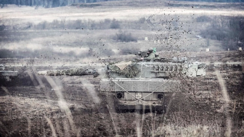 Подполковник Кортет: украинские военные оставили на поле боя танки Leopard, переданные Финляндией