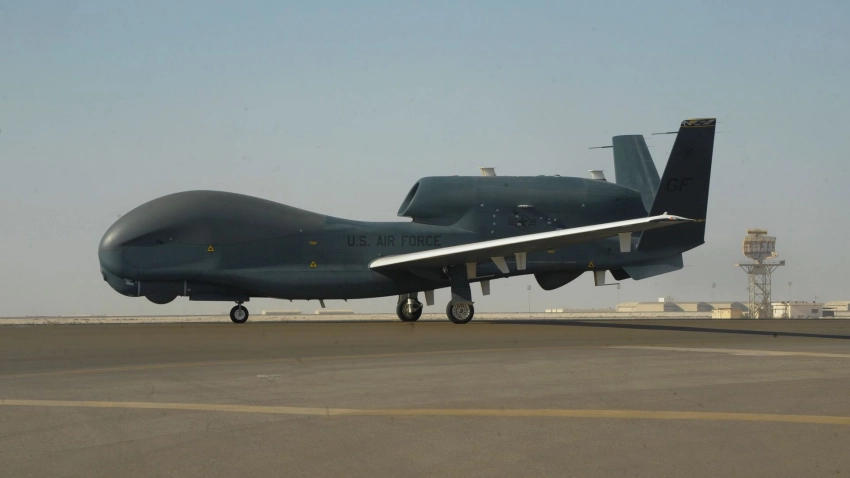 Flightradar: американский беспилотник RQ-4B Global Hawk приблизился к Крыму