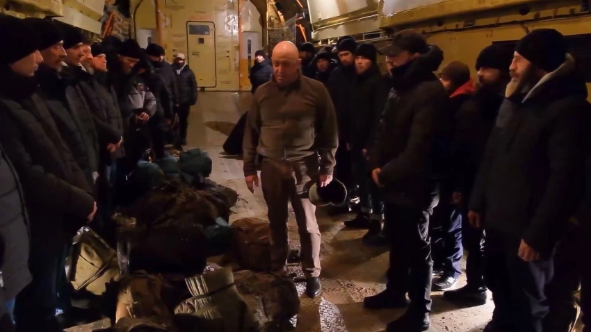 «Приступ патологической трусости и подлости»: Пригожин прокомментировал инцидент с генералом Минобороны Маратом Оспановым