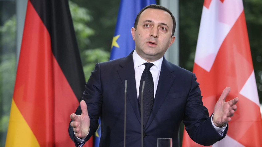 Премьер Грузии Гарибашвили рассказал, почему не пожал руку Зеленскому в Молдавии