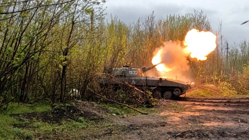 Политолог Перенджиев: украинским войскам не хватило вооружения для контрнаступления