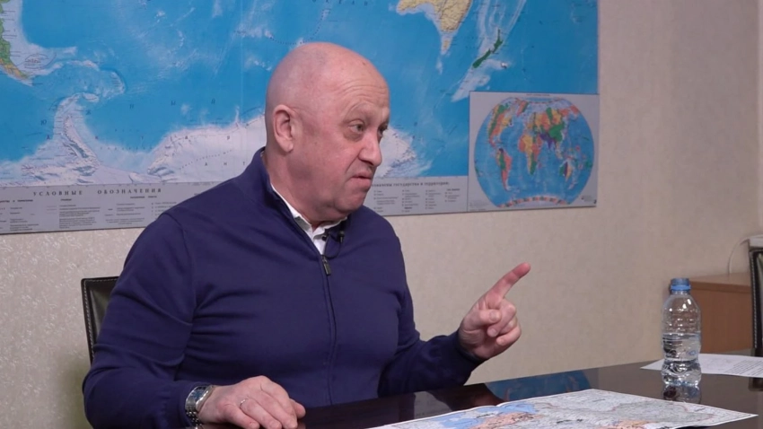 Евгений Пригожин считает, что необходимо бороться с поддерживающими врагов РФ бюрократами