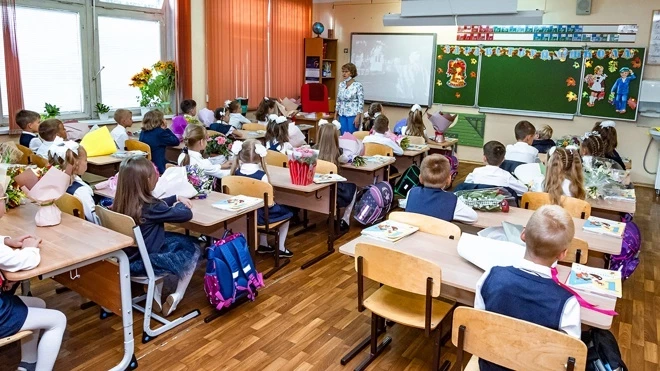 Что изменится в школах России с 1 сентября 2023 года: обзор главных новшеств для учеников