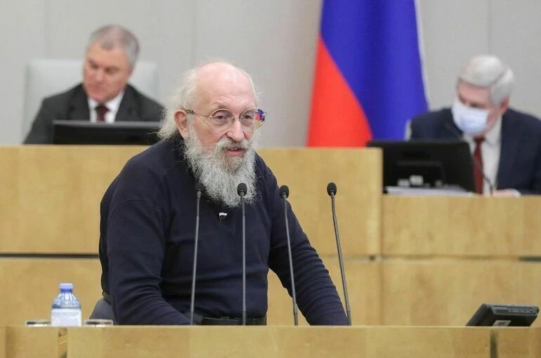 В каком состоянии Анатолий Вассерман, почему он был госпитализирован, что об этом известно на сегодня
